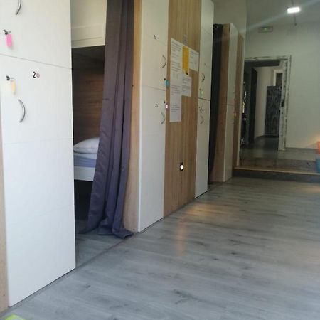 Albergue Alecer Caldas De Reis Exterior foto